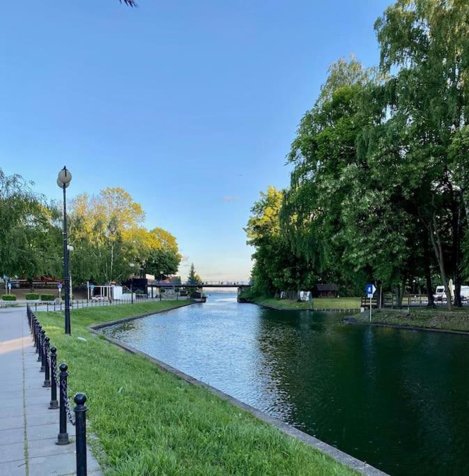 Piekny Apartament Z Widokiem Na Jezioro Niegocin Apartment Giżycko Exterior foto